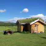 Kvebergsoya Gard * Grimsbu