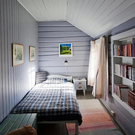 Kvebergsoya Gard Grimsbu