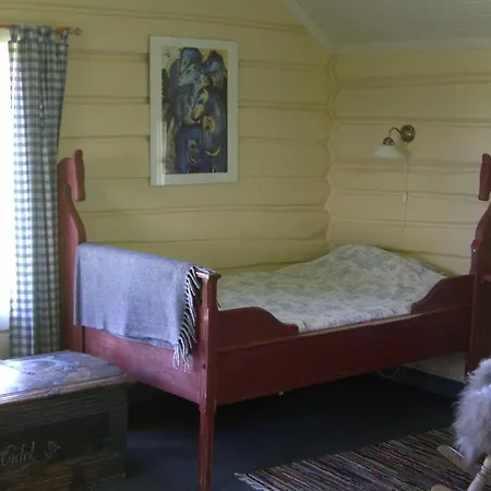 Farmház Kvebergsoya Gard